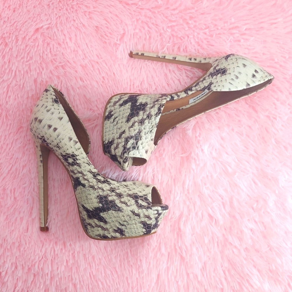 Steve Madden Stiletto platform heels snake python Pattern 7 faux leather HOT 🫦